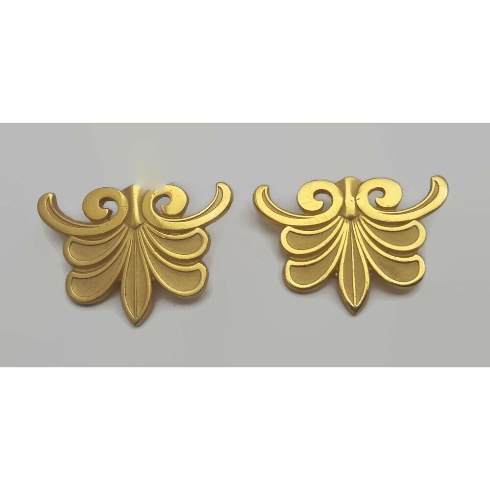BCMA Bowdoin College Museum of Art Matte Gold Tone Clip Earrings